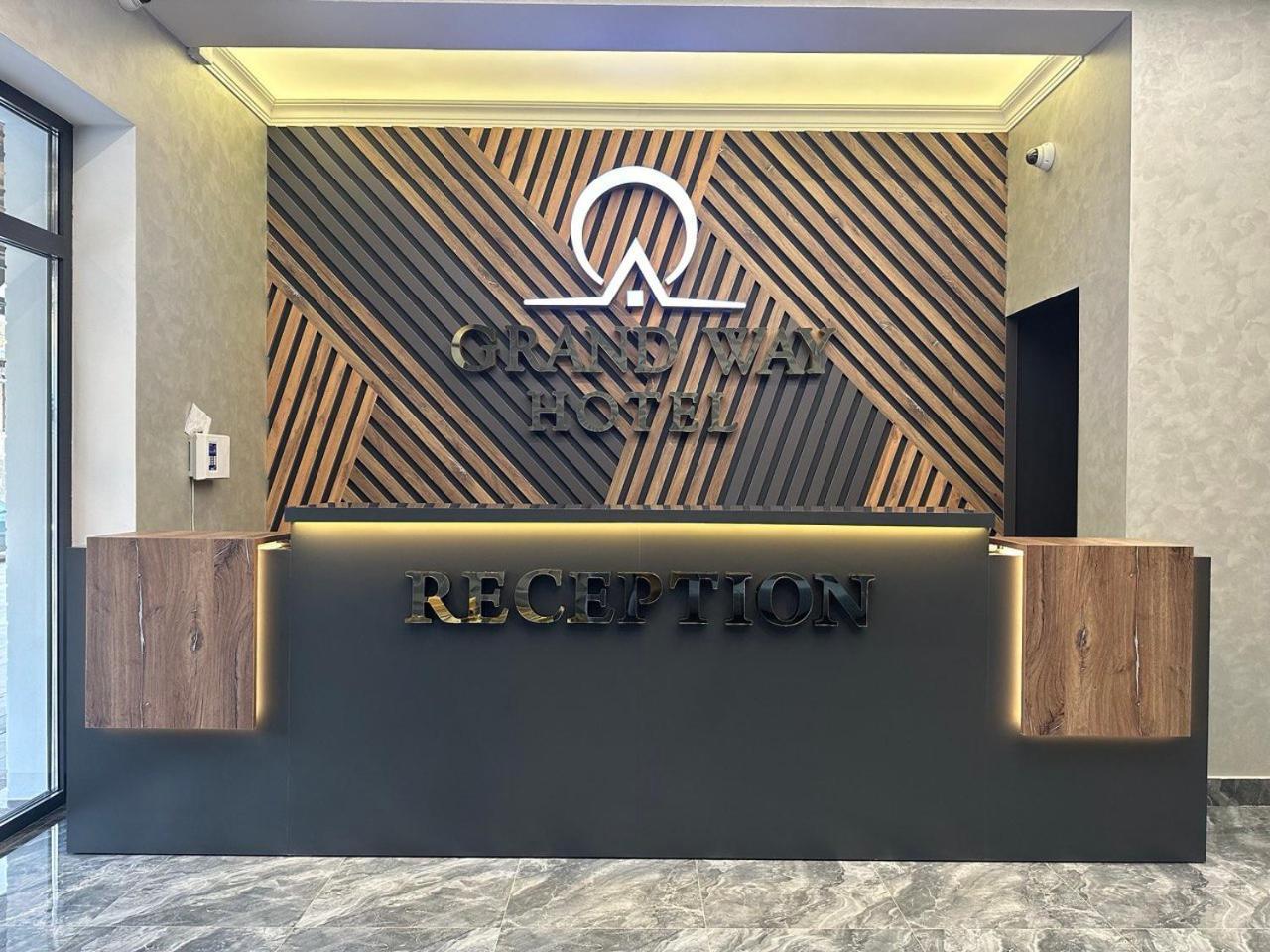 Grand Way Hotel Taraz Extérieur photo